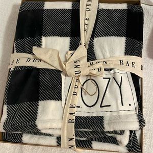Rae Dunn "cozy" black and white throw